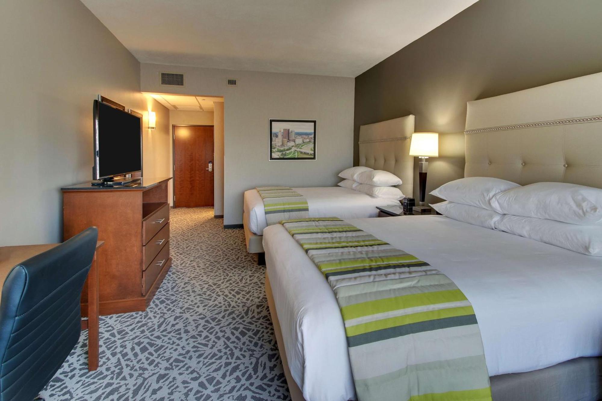 Drury Inn & Suites Columbus Polaris 외부 사진