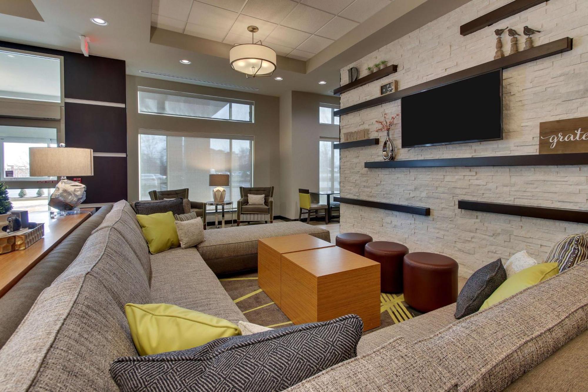 Drury Inn & Suites Columbus Polaris 외부 사진